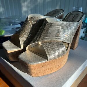 Brand new in box Jessica Simpson Platform Sandals size 12 women’s good.Stunning!